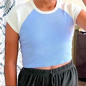 {Tilly’s} BABY BLUE CROP TOP